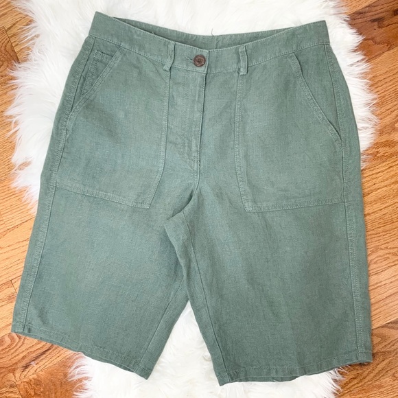 L.L. Bean Pants - L. L. Bean Linen Shorts Green NWOT